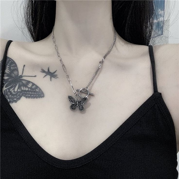 Pack of 6 necklace