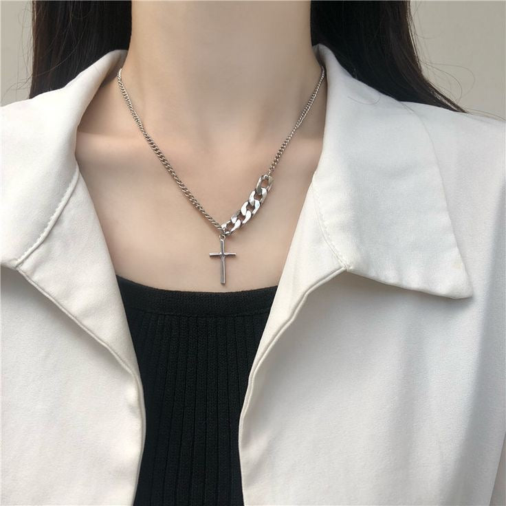 Pack of 6 necklace