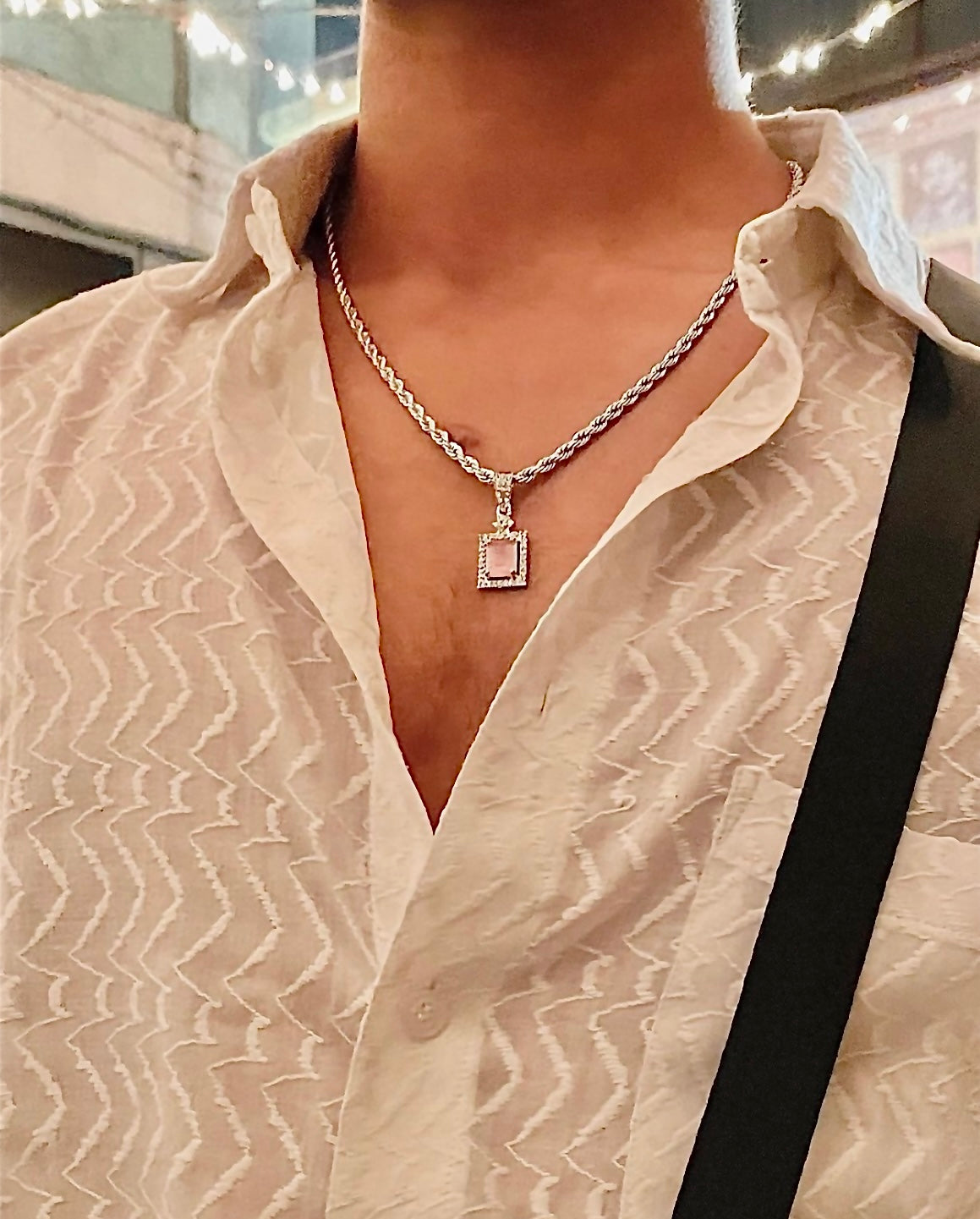 TWISTED ROPE CHAIN WITH STONE PENDANT NECKLACE