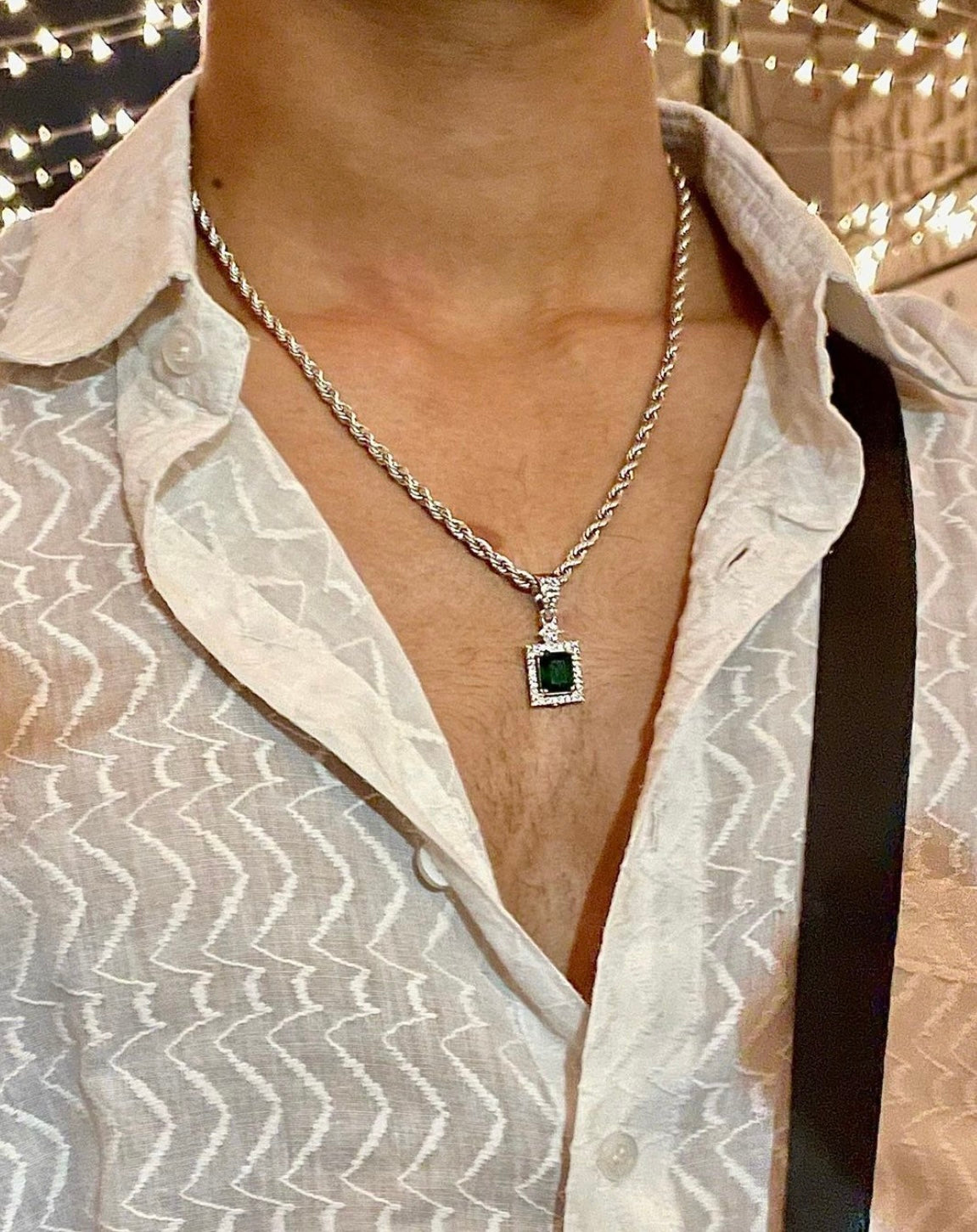 TWISTED ROPE CHAIN WITH STONE PENDANT NECKLACE