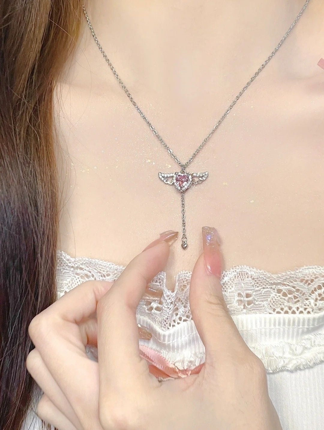 HEART FLY NECKLACE FOR WOMEN