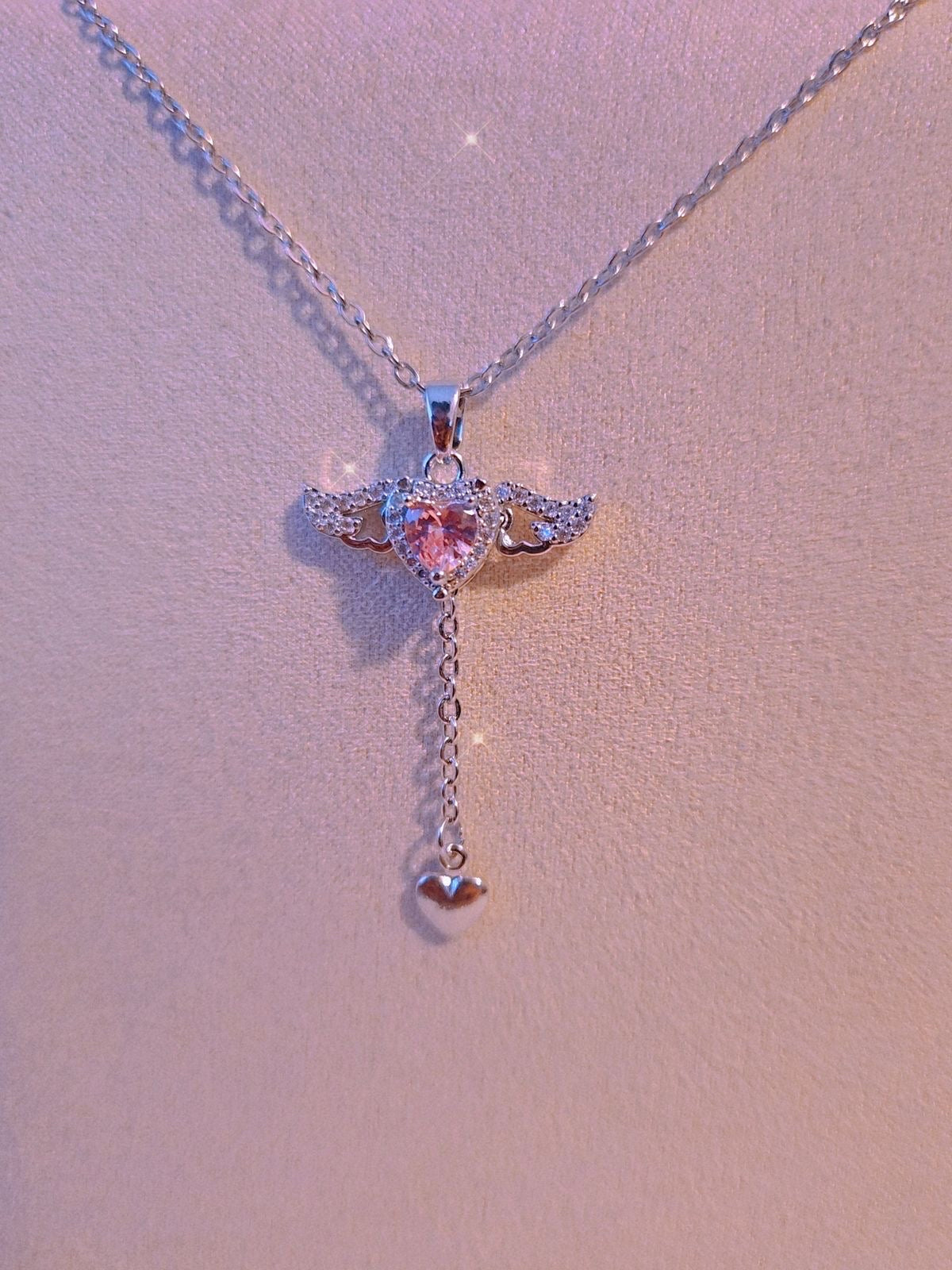 HEART FLY NECKLACE FOR WOMEN