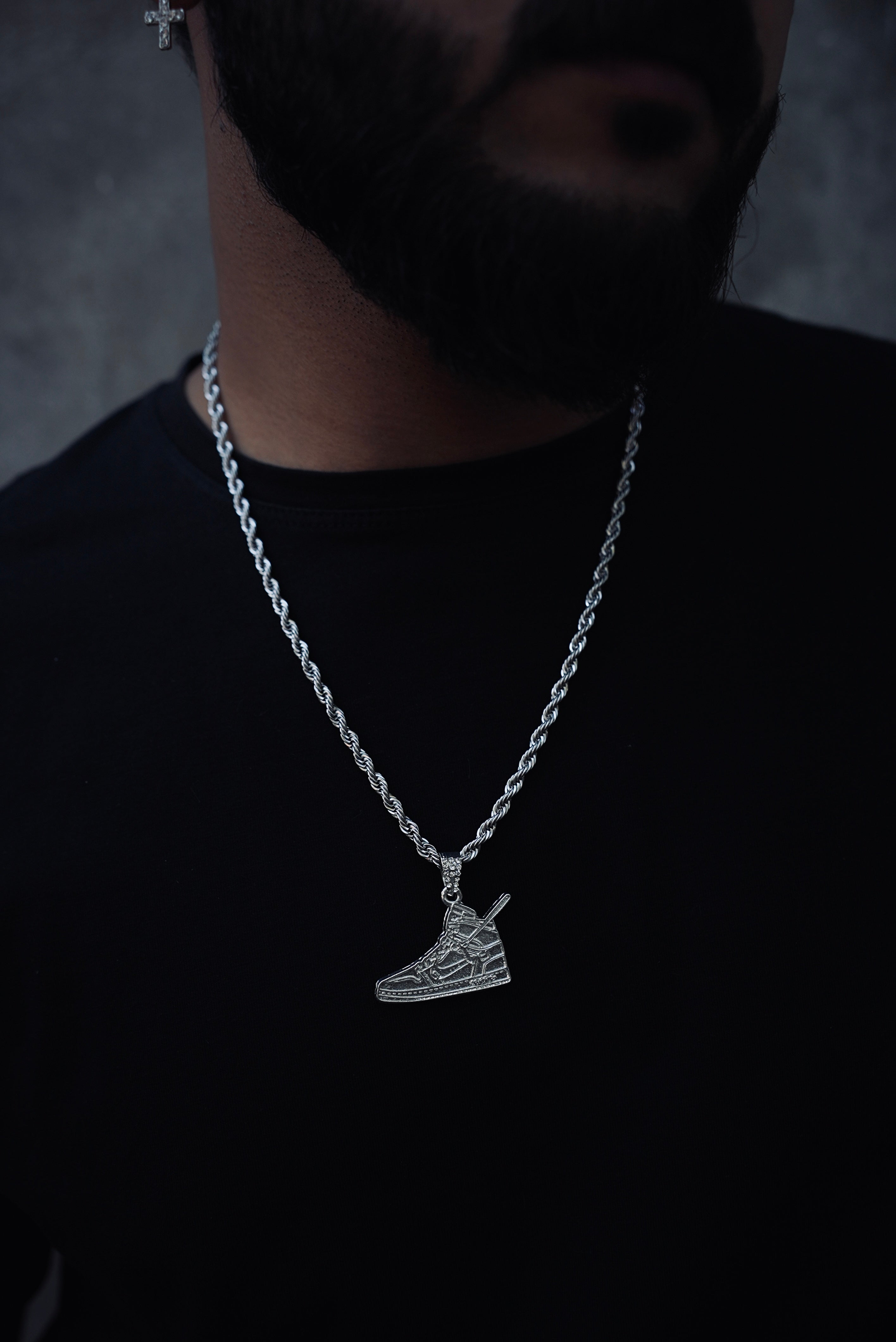 SILVER STAINLESS SNEAKER NECKLACE