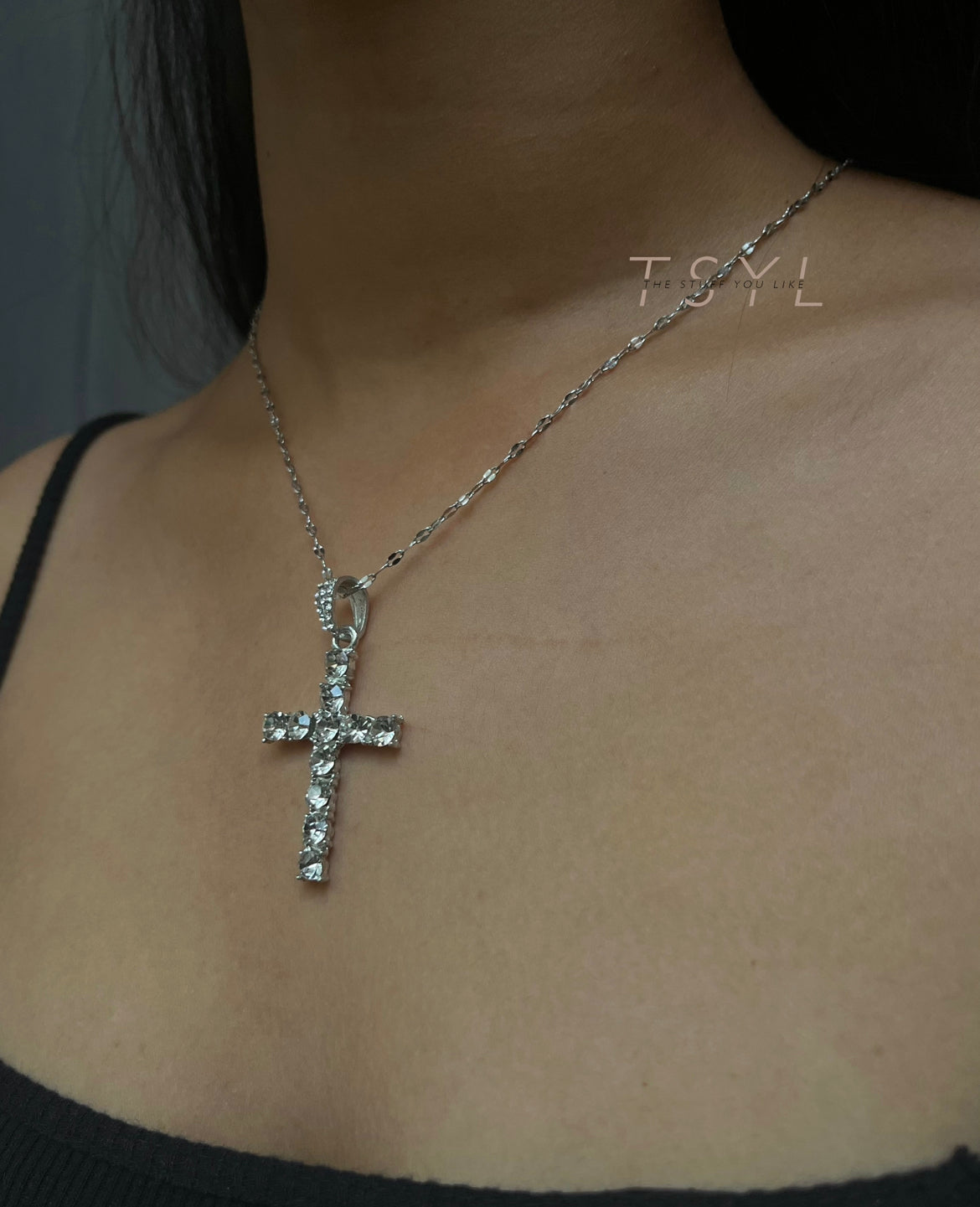 Blinking cross slim chain necklace