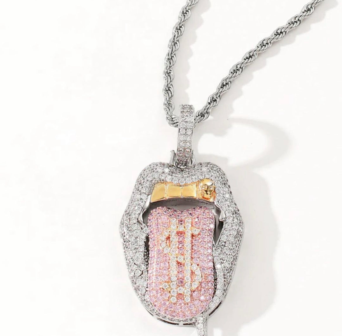 Icedout Dollar mouth necklace